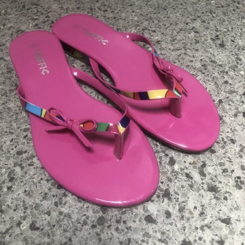Traffic Hot Pink Flip Flop Sandals w Slight Heel